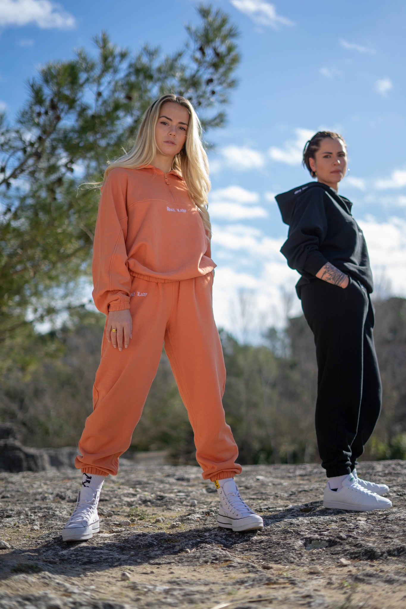 Ensemble Brodé " DARK LADY "